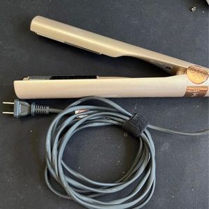 Tyme straightening and curling iron
